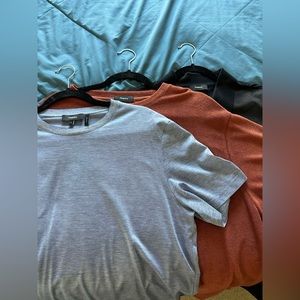 Theory Men’s t-shirt bundle!